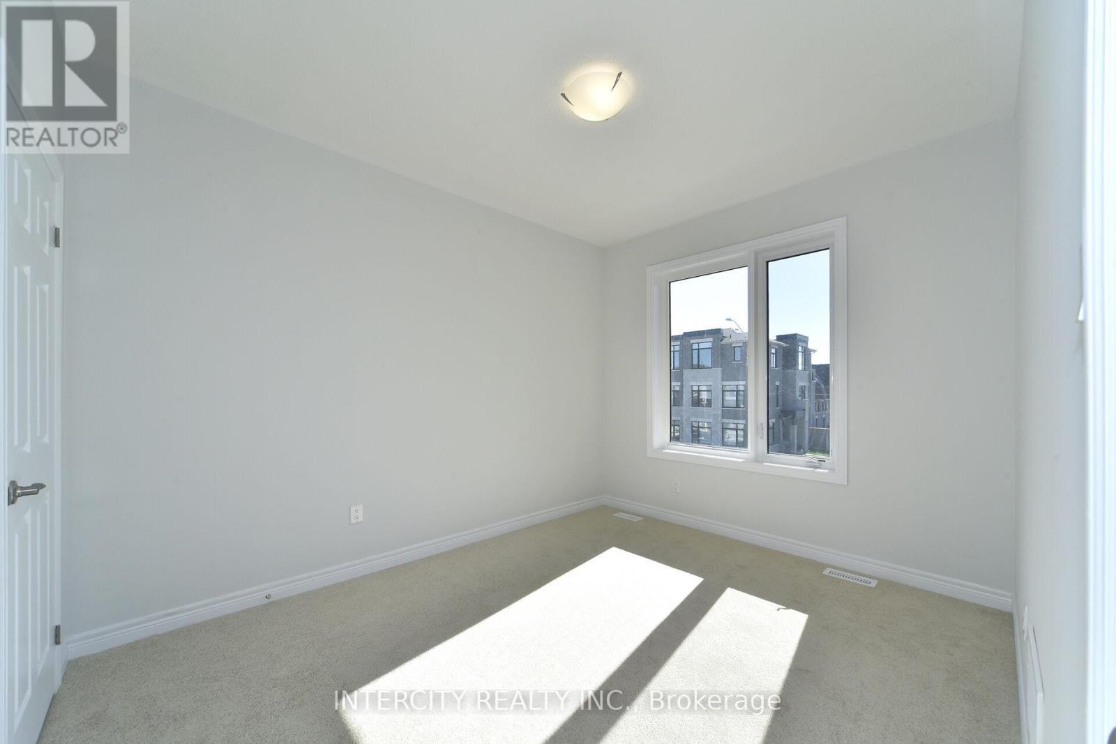 160 Mumbai Drive, Markham, Ontario  L3S 3K5 - Photo 28 - N12456536