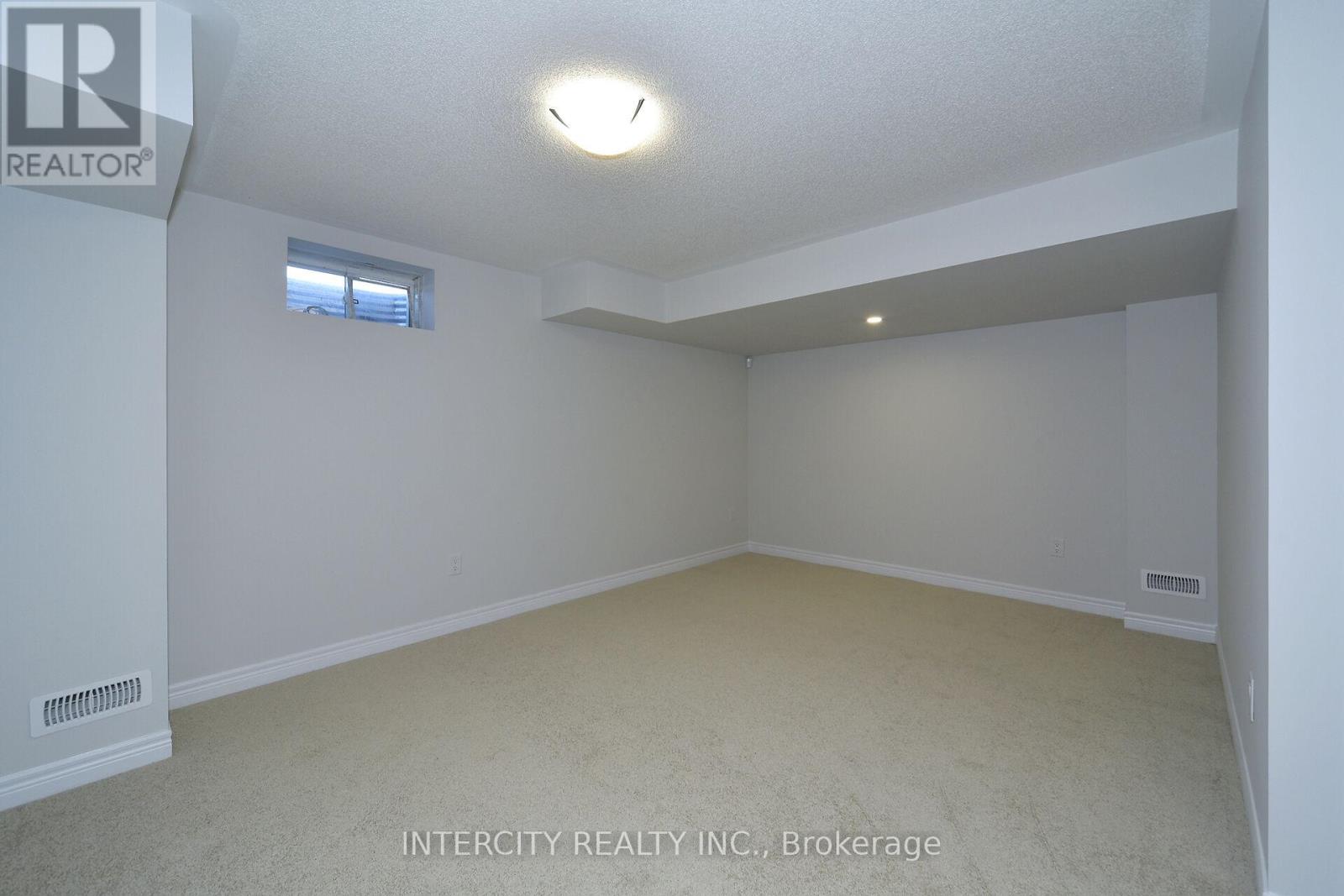 160 Mumbai Drive, Markham, Ontario  L3S 3K5 - Photo 32 - N12456536