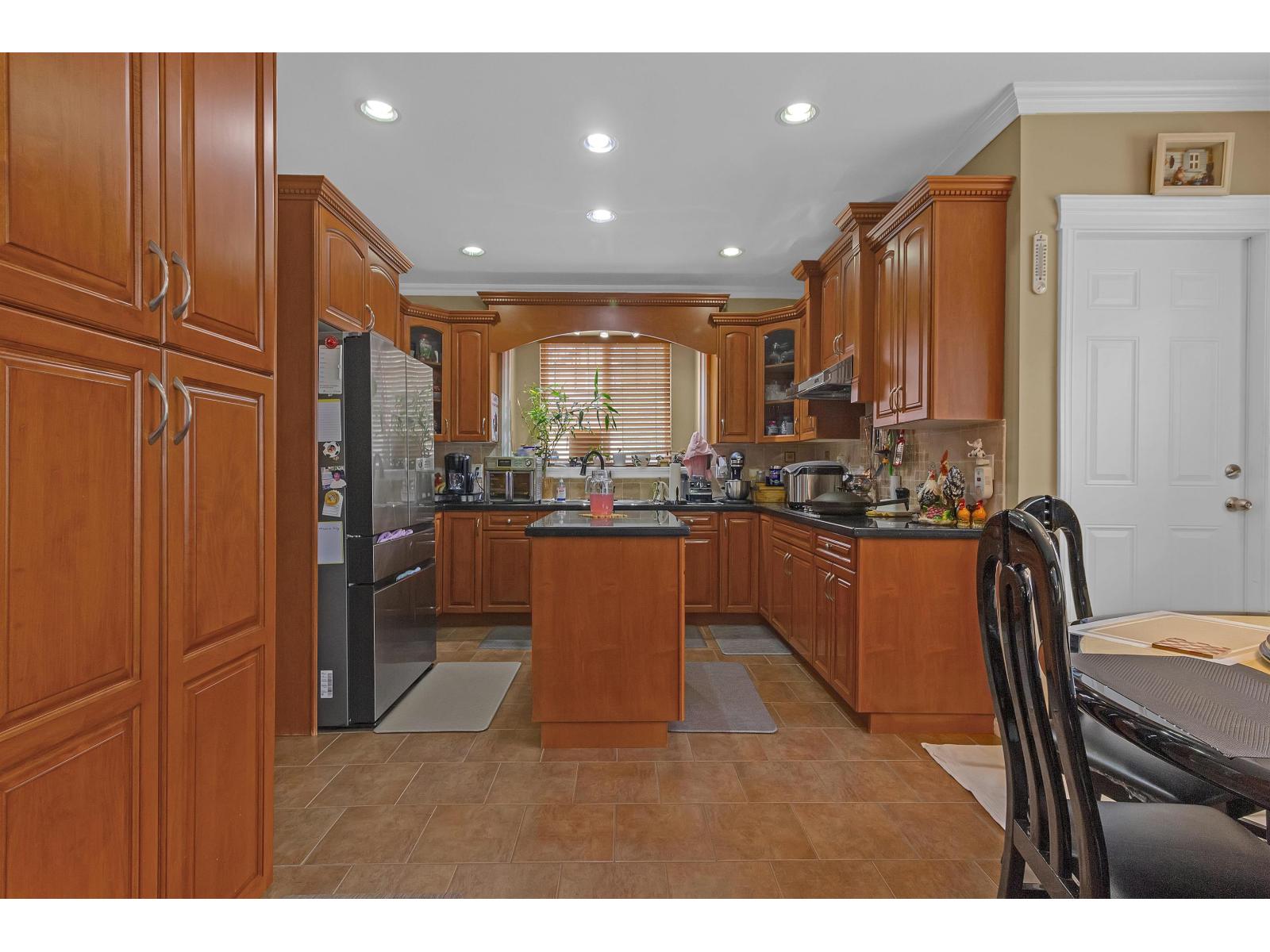 7673 146a Street, Surrey, British Columbia  V3S 2T3 - Photo 6 - R3067571