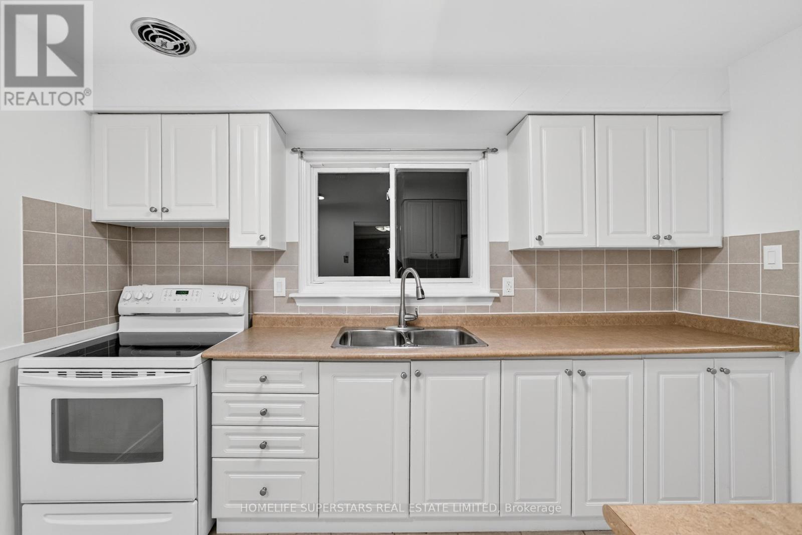 1235 Radom Street, Pickering, Ontario  L1W 1J3 - Photo 14 - E12550754