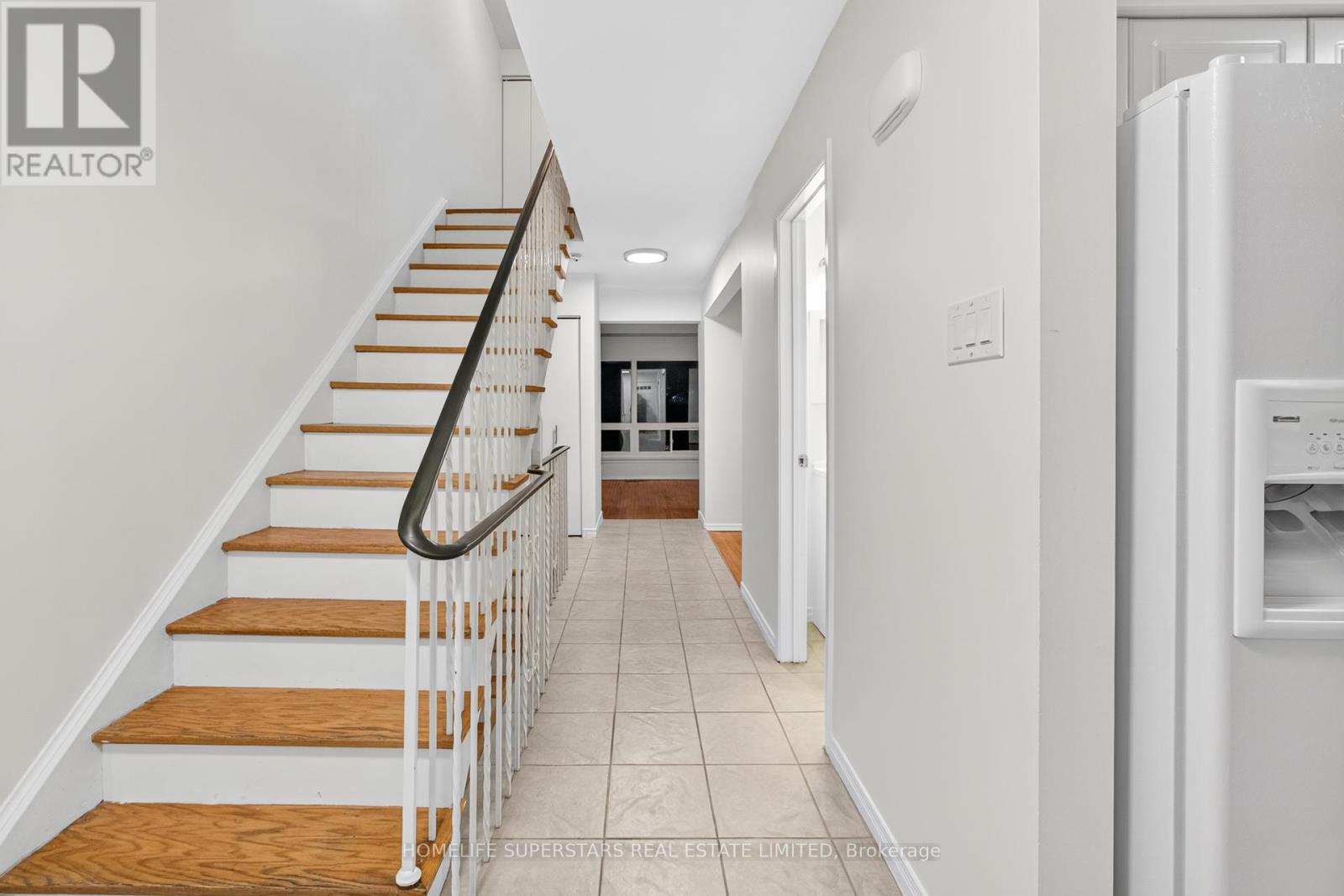 1235 Radom Street, Pickering, Ontario  L1W 1J3 - Photo 2 - E12550754