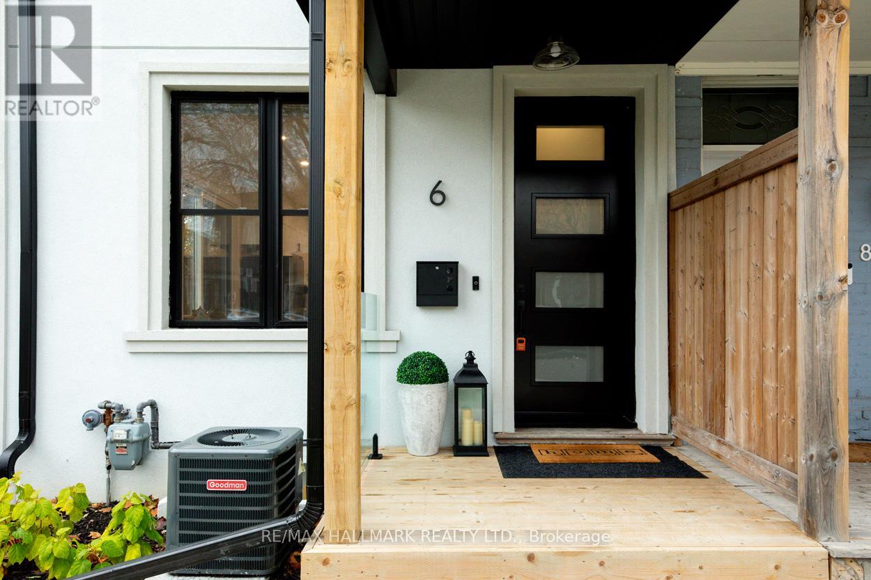 2nd Floor - 6 Luttrell Avenue, Toronto, Ontario M4C 5E3 - Photo 2 - E12550764