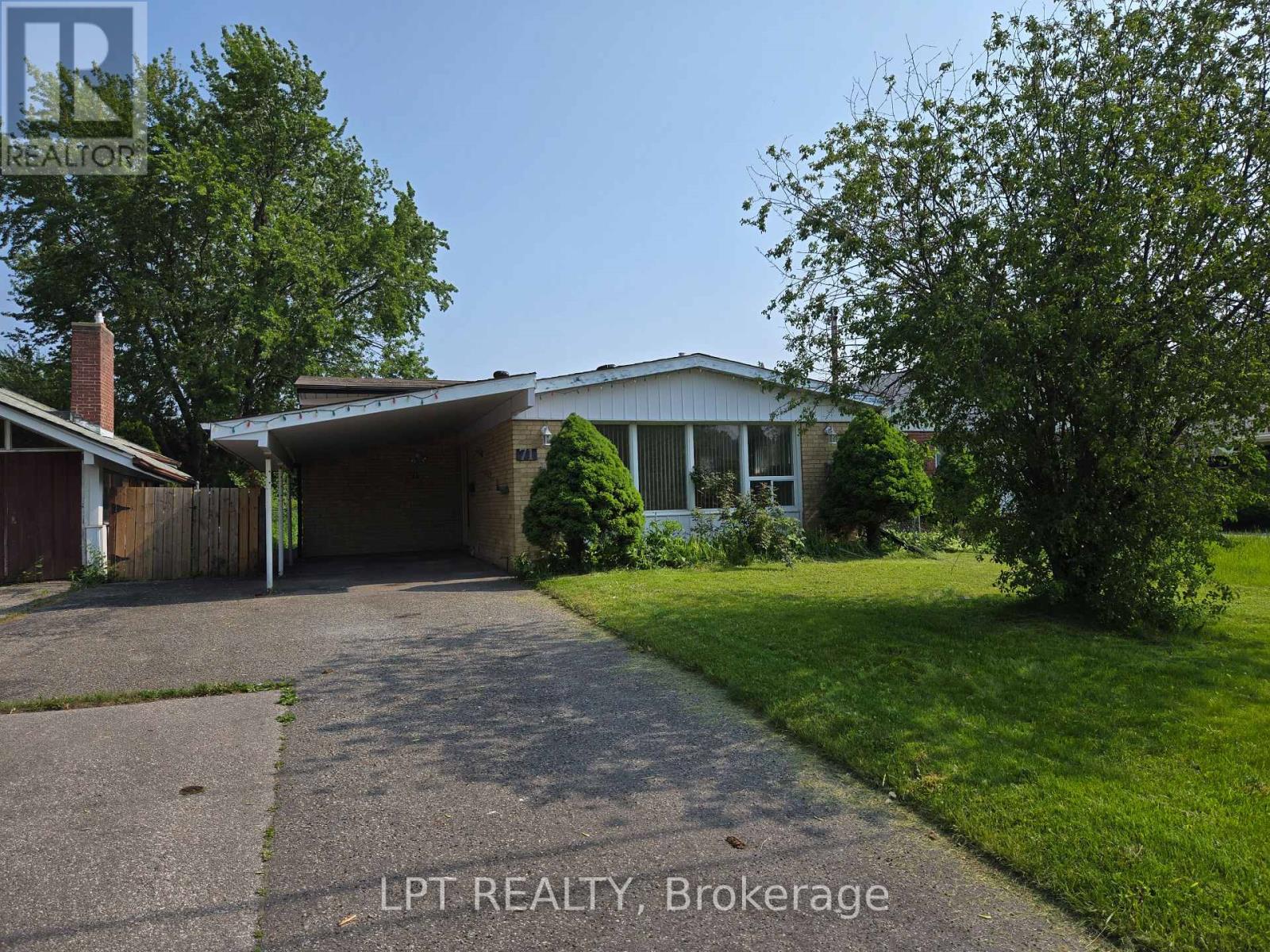 71 Deerfield Road, Toronto, Ontario  M1K 4X2 - Photo 2 - E12550838
