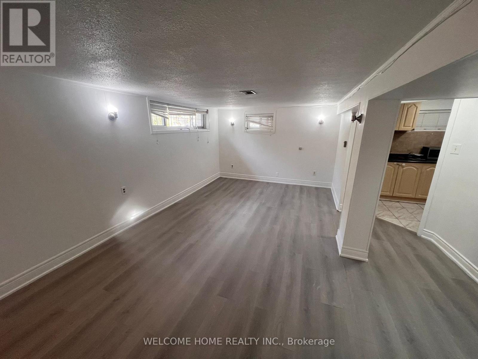 Basement Apartment - 56 Ascolda Boulevard, Toronto, Ontario  M1J 2P1 - Photo 11 - E12550896