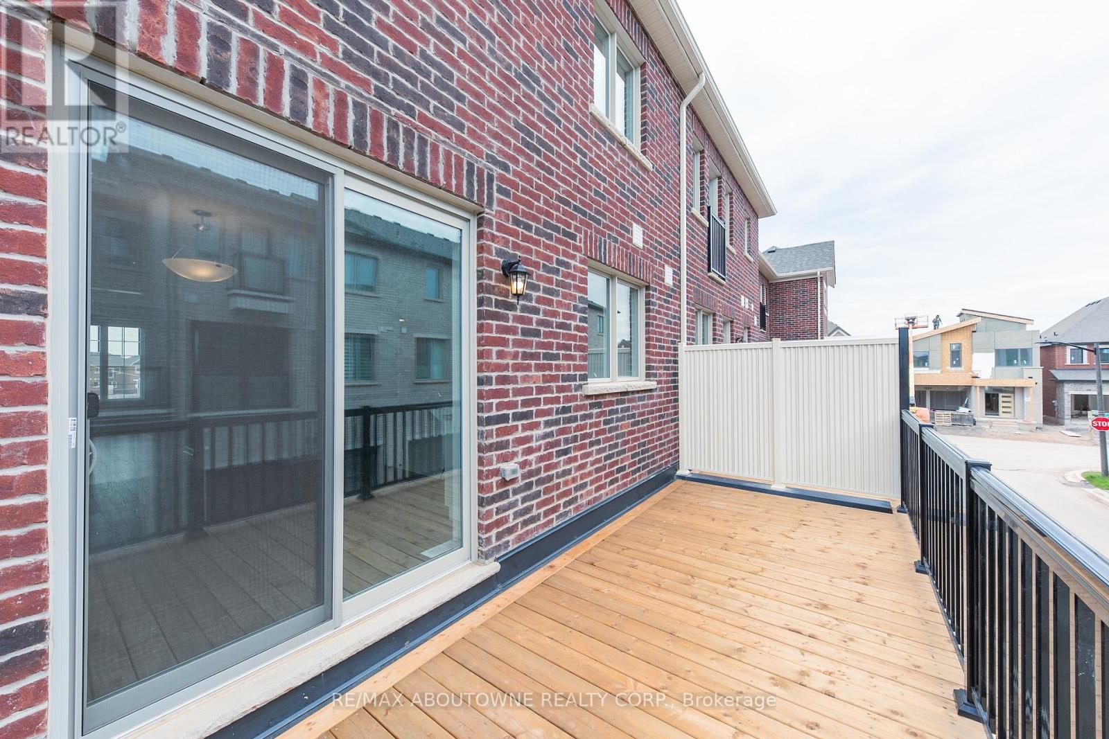 3028 Merrick Road, Oakville, Ontario L6H 7Y2 - Photo 17 - W12548270