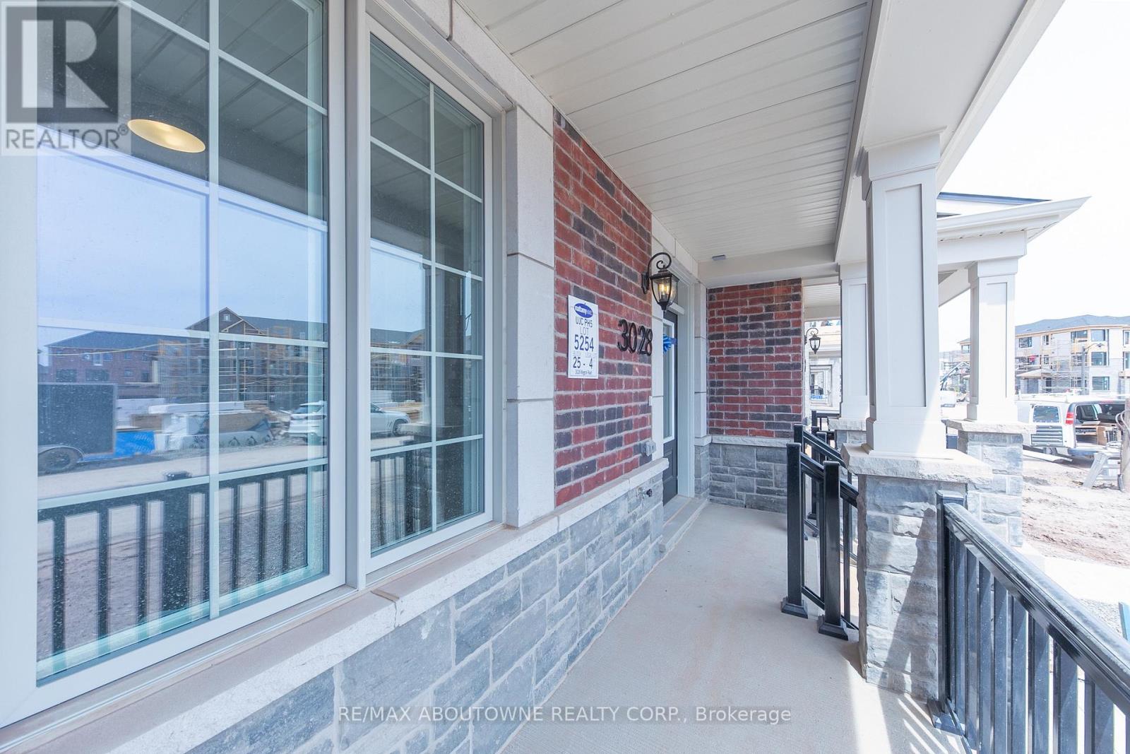 3028 Merrick Road, Oakville, Ontario L6H 7Y2 - Photo 6 - W12548270