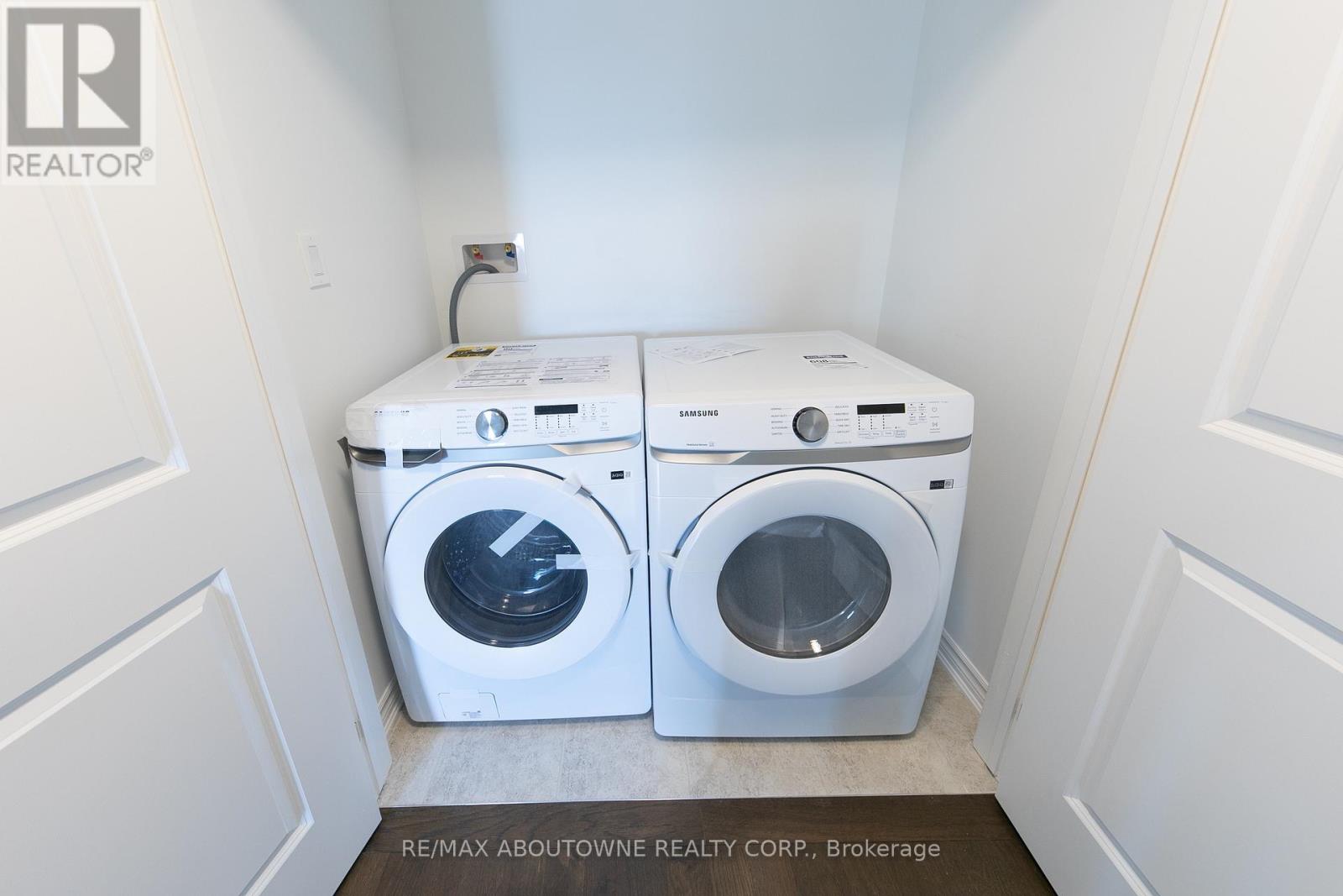 3028 Merrick Road, Oakville, Ontario L6H 7Y2 - Photo 33 - W12548270