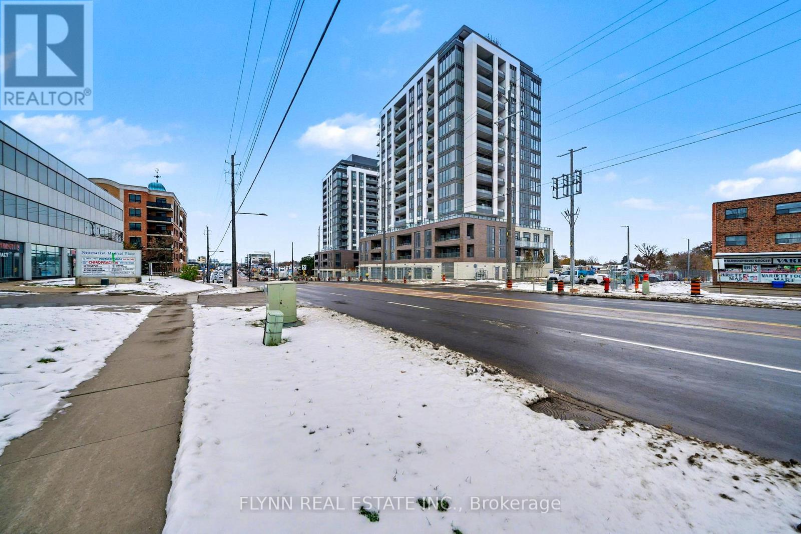 205 - 715 Davis Drive, Newmarket, Ontario  L3Y 0J2 - Photo 2 - N12550684