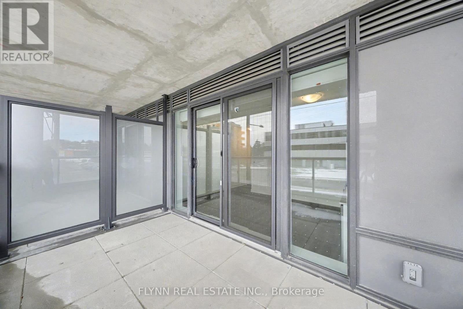 205 - 715 Davis Drive, Newmarket, Ontario  L3Y 0J2 - Photo 6 - N12550684