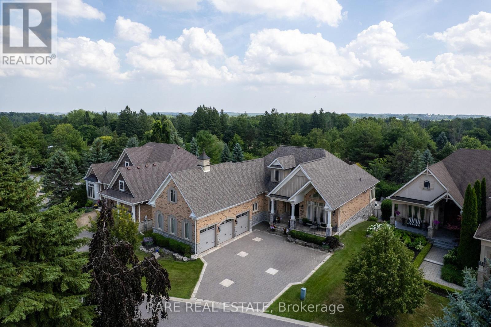 40 COUNTRY CLUB DRIVE, King, Ontario