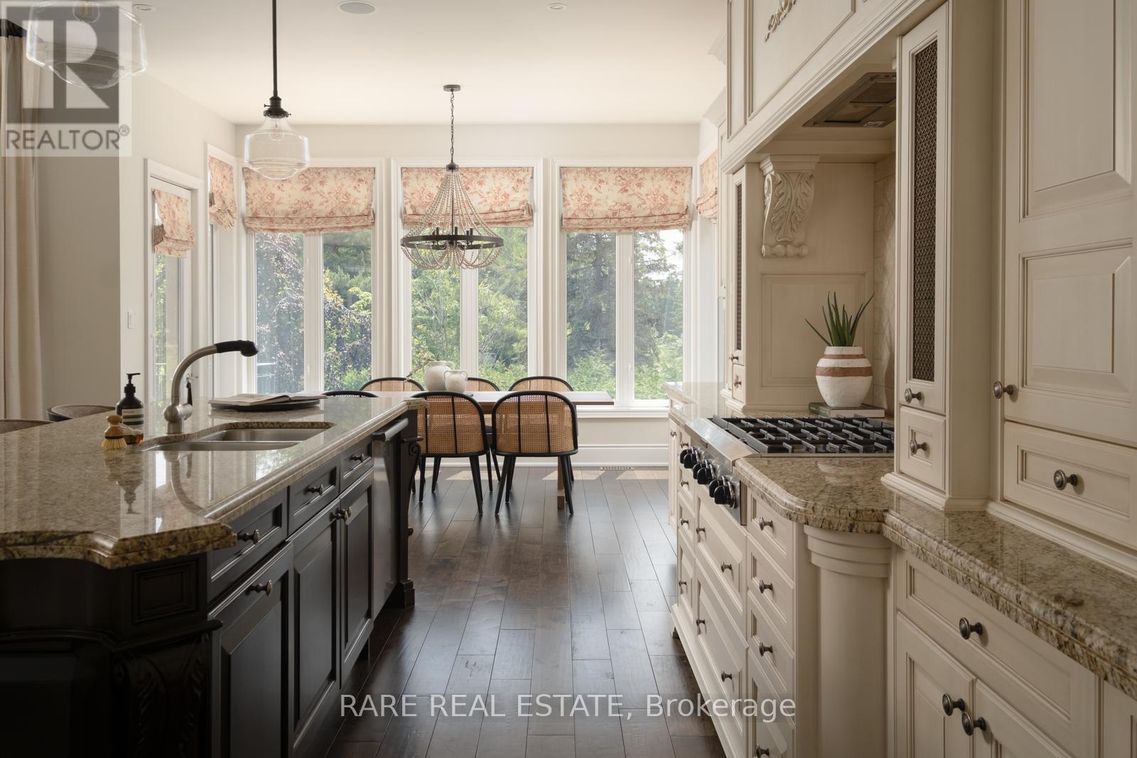 40 Country Club Drive, King, Ontario  L7B 1M5 - Photo 14 - N12550710