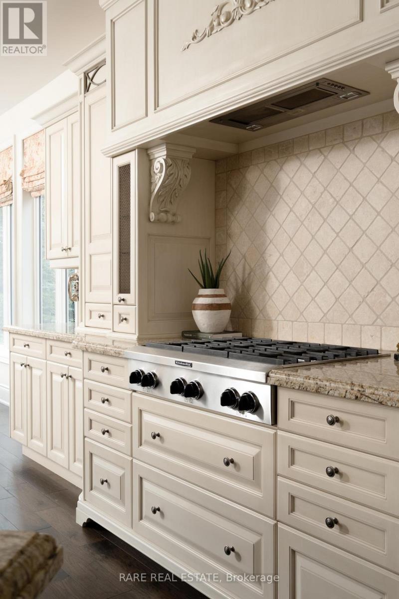 40 Country Club Drive, King, Ontario  L7B 1M5 - Photo 15 - N12550710