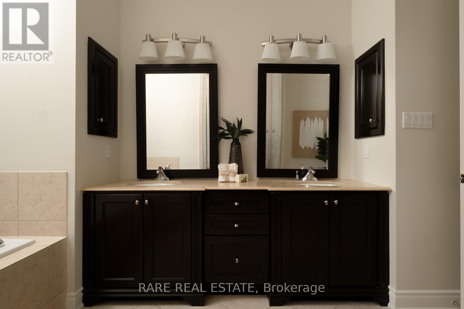 40 Country Club Drive, King, Ontario  L7B 1M5 - Photo 32 - N12550710