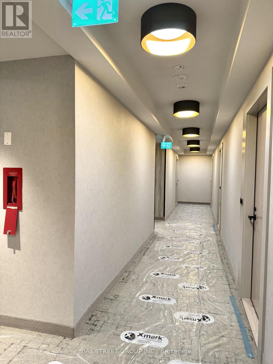 #1007 - 8 Interchange Way, Vaughan, Ontario  L4K 0R2 - Photo 18 - N12550814