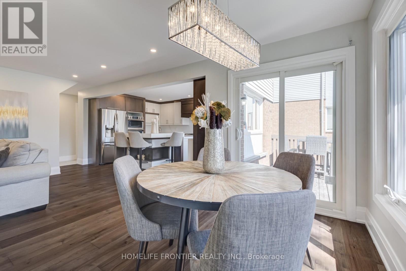 Main2nd - 615 Sandford Street, Newmarket, Ontario  L3X 1T4 - Photo 14 - N12550928