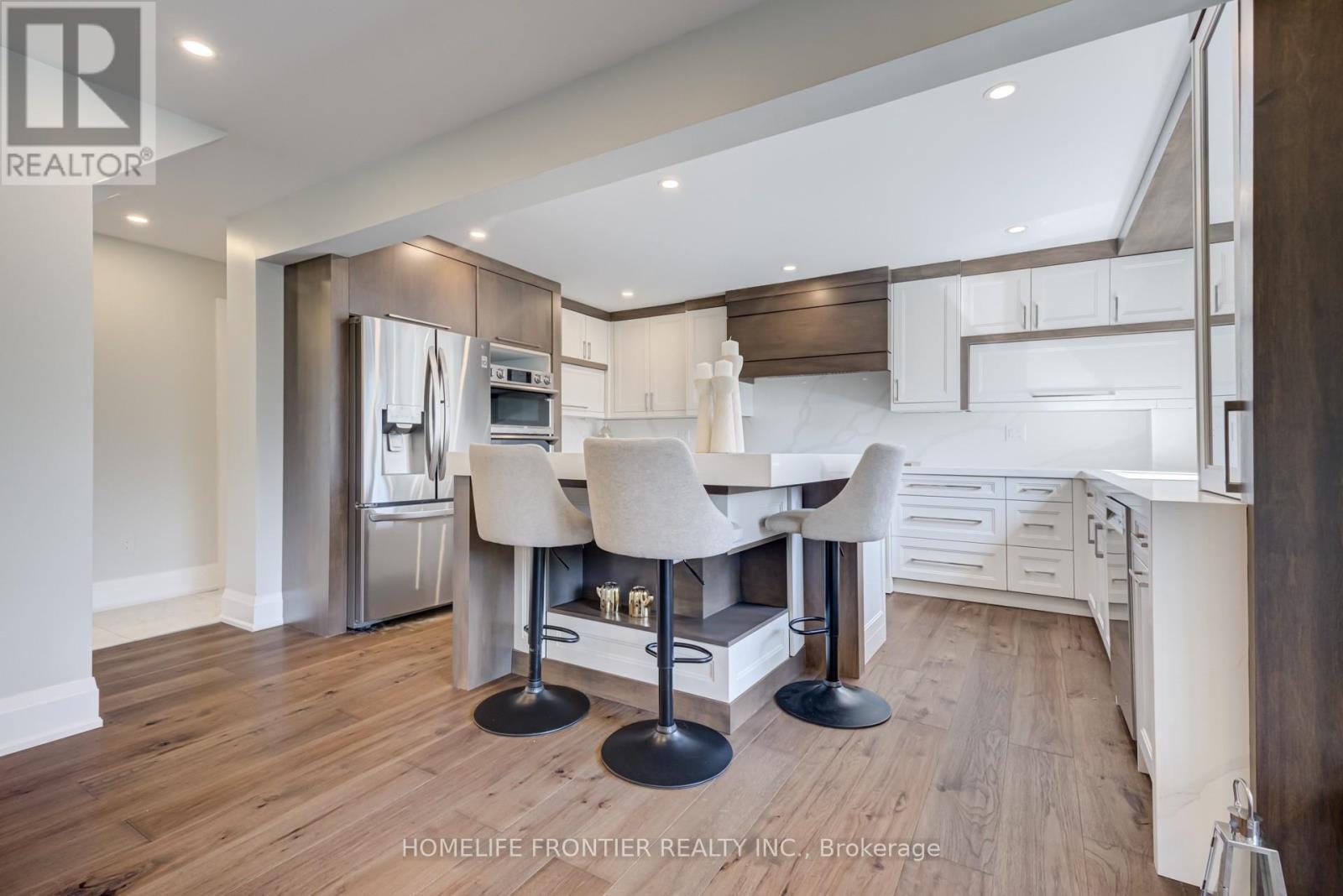 Main2nd - 615 Sandford Street, Newmarket, Ontario  L3X 1T4 - Photo 15 - N12550928