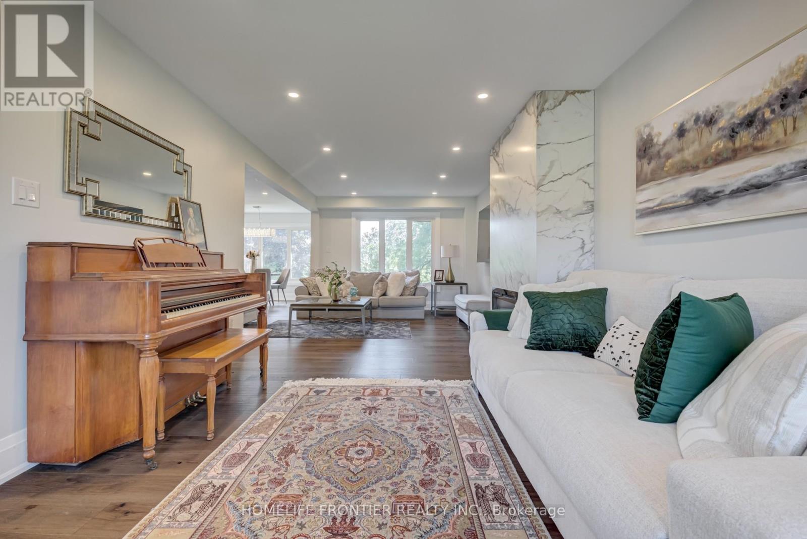 Main2nd - 615 Sandford Street, Newmarket, Ontario  L3X 1T4 - Photo 7 - N12550928