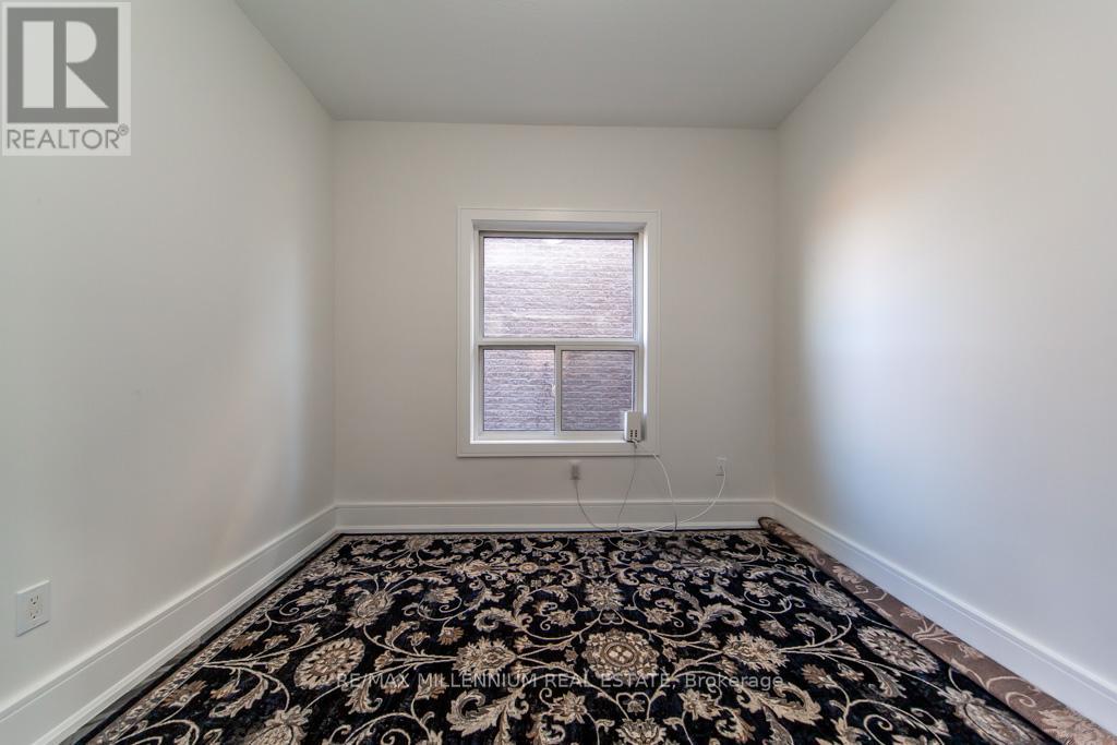 24 Jessica Drive, Barrie (Painswick South), Ontario  L4N 5S5 - Photo 11 - S12550758