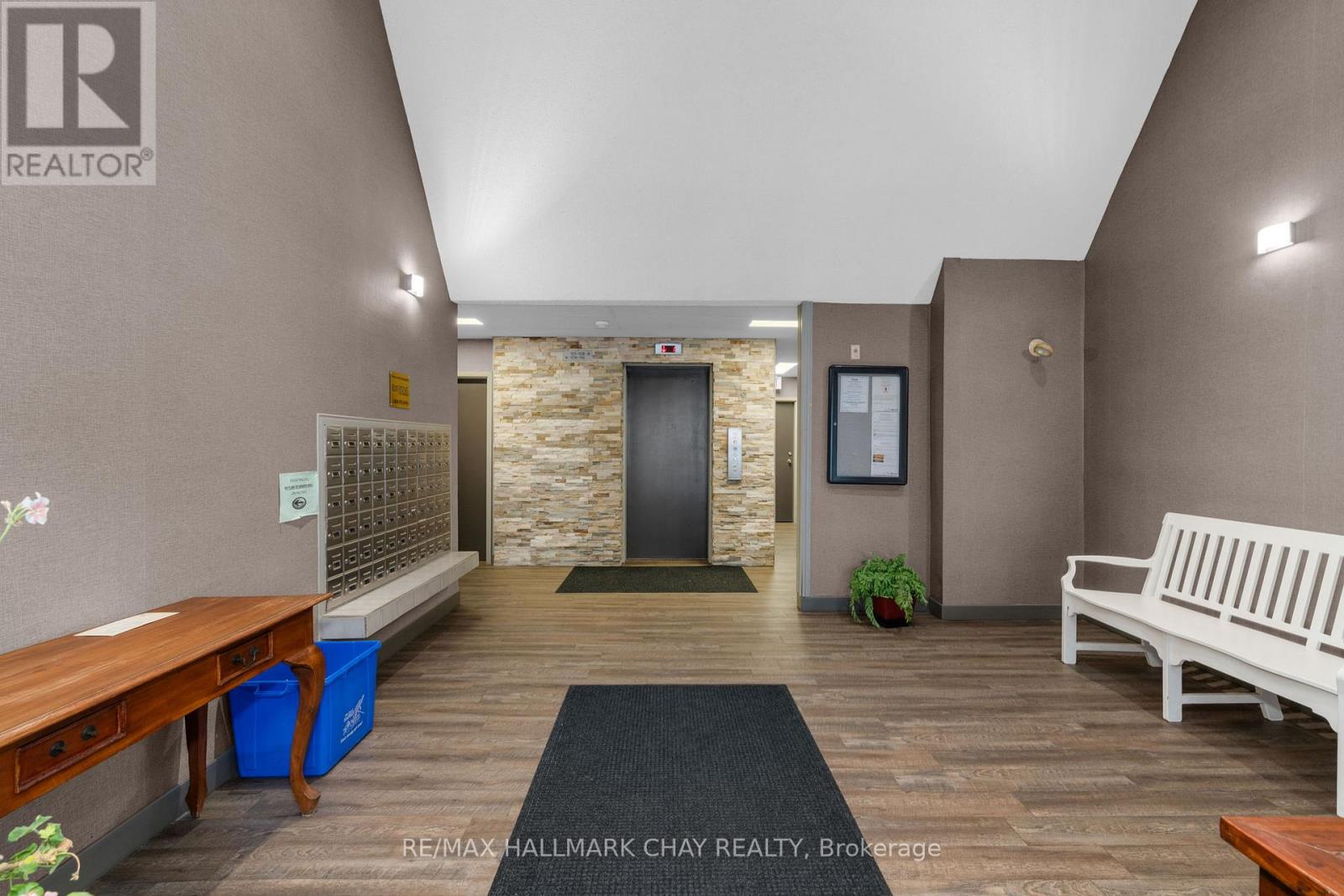 108 - 120 Bell Farm Road, Barrie, Ontario  L4M 6J2 - Photo 4 - S12550888