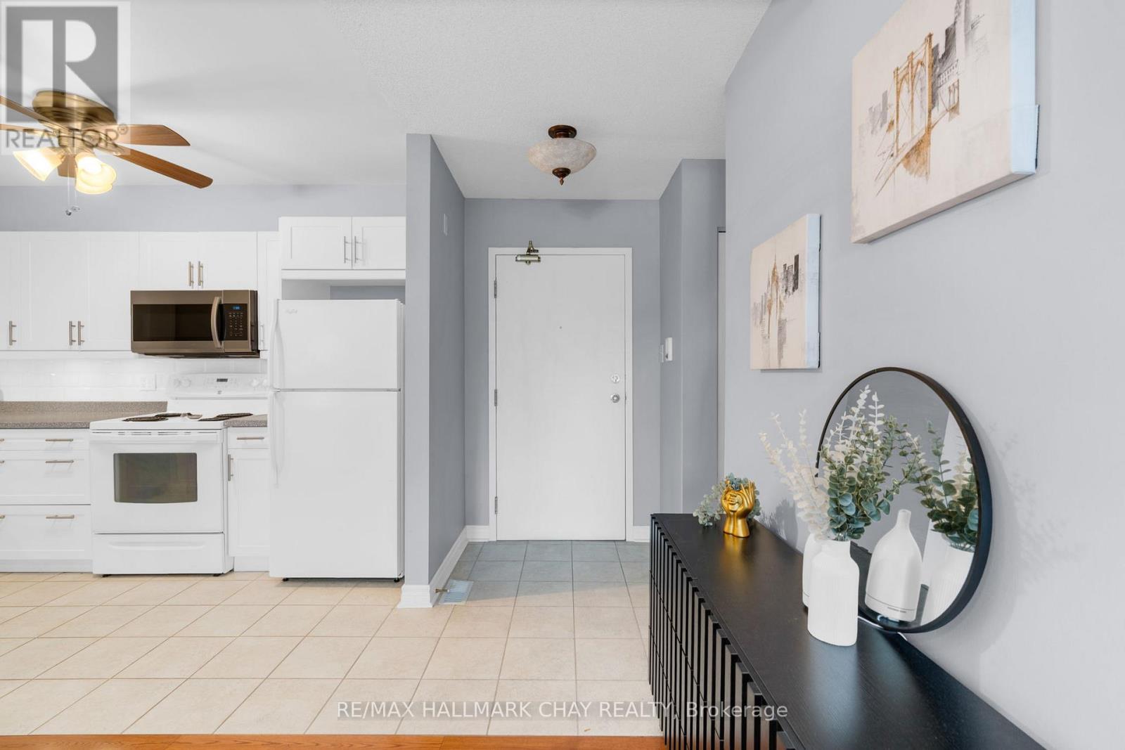 108 - 120 Bell Farm Road, Barrie, Ontario  L4M 6J2 - Photo 7 - S12550888