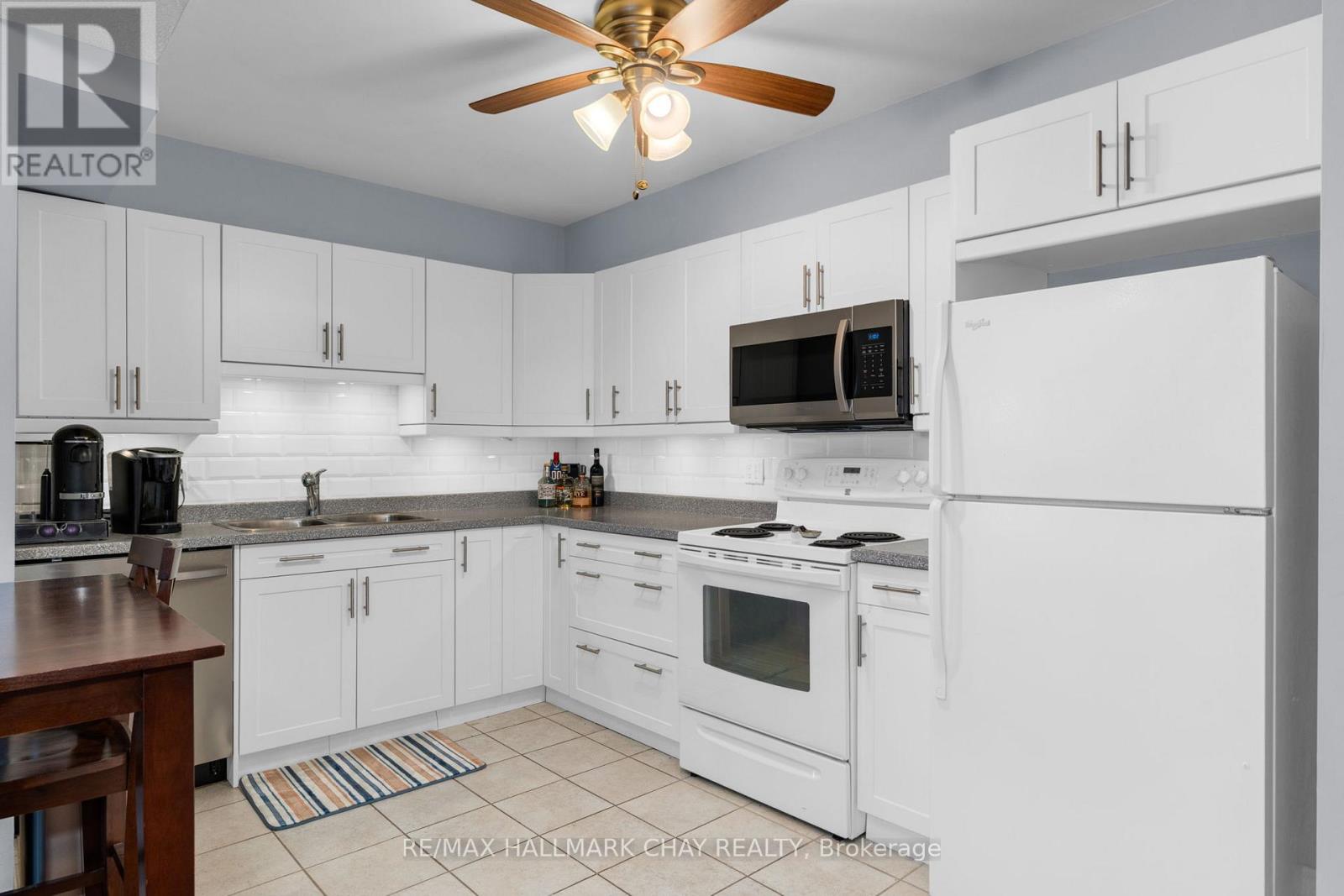 108 - 120 Bell Farm Road, Barrie, Ontario  L4M 6J2 - Photo 9 - S12550888