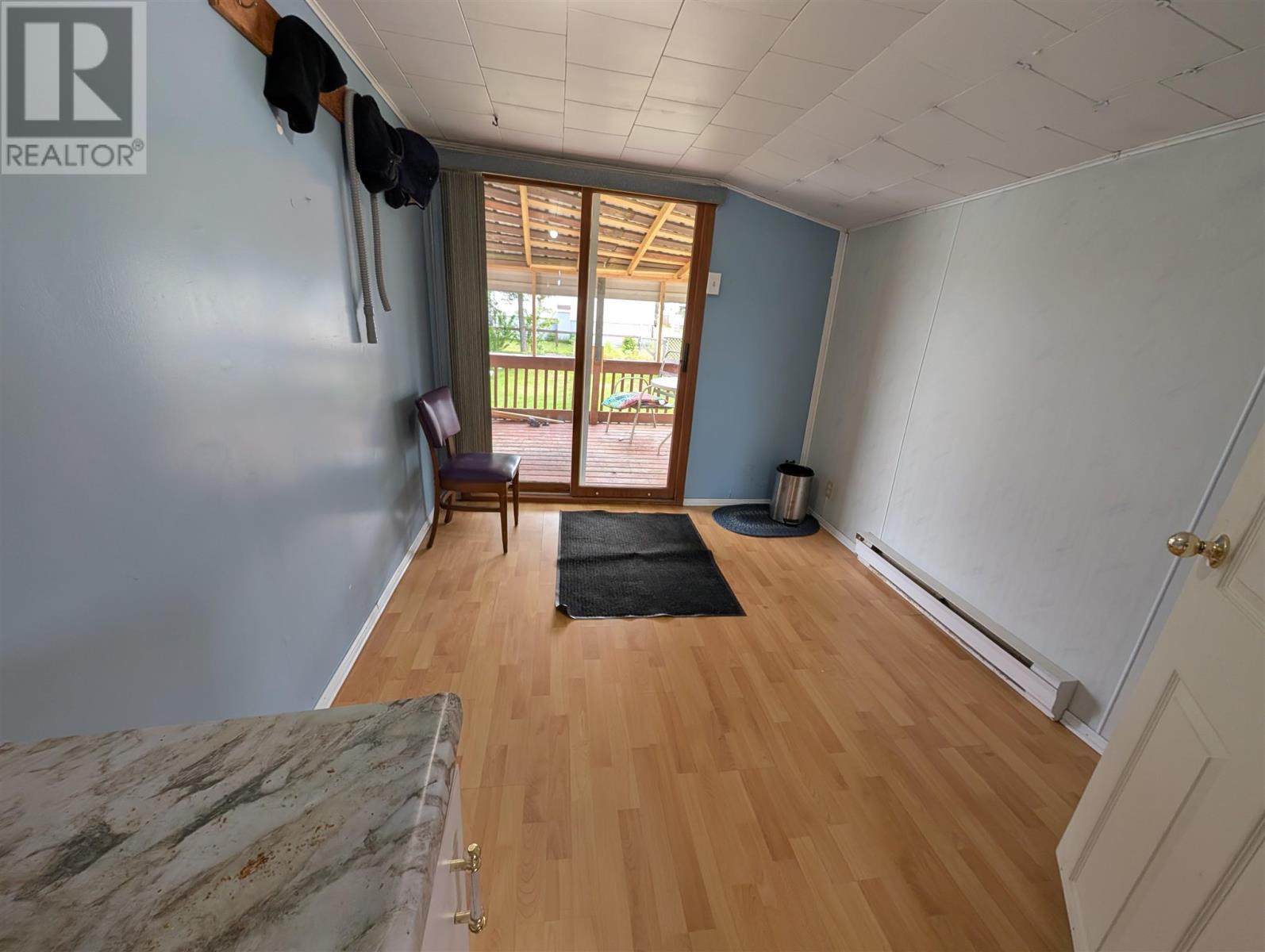 61 Third Ave, Wawa, Ontario P0S 1K0 - Photo 4 - SM251570