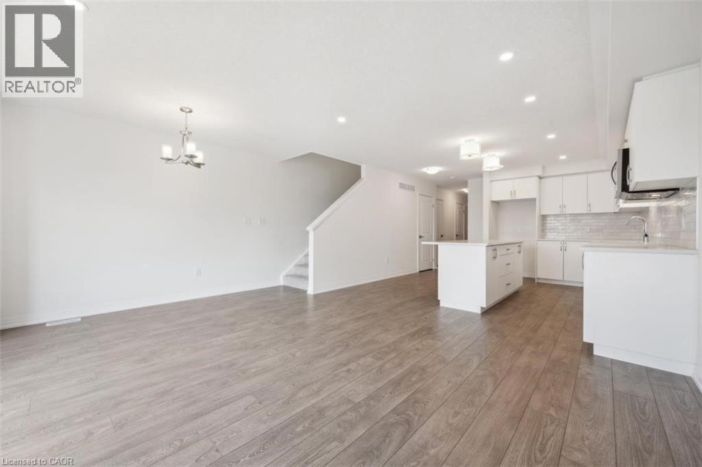 29 Benninger Drive, Kitchener, Ontario  N2E 0K4 - Photo 3 - 40738796