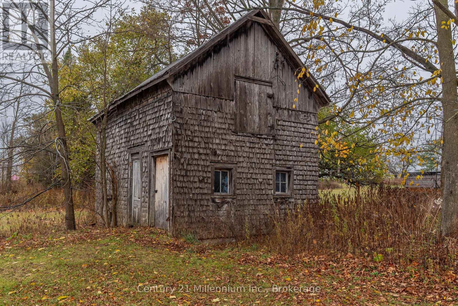 310003 Kemble Rock Road, Georgian Bluffs, Ontario N0H 1S0 - Photo 5 - X12551014