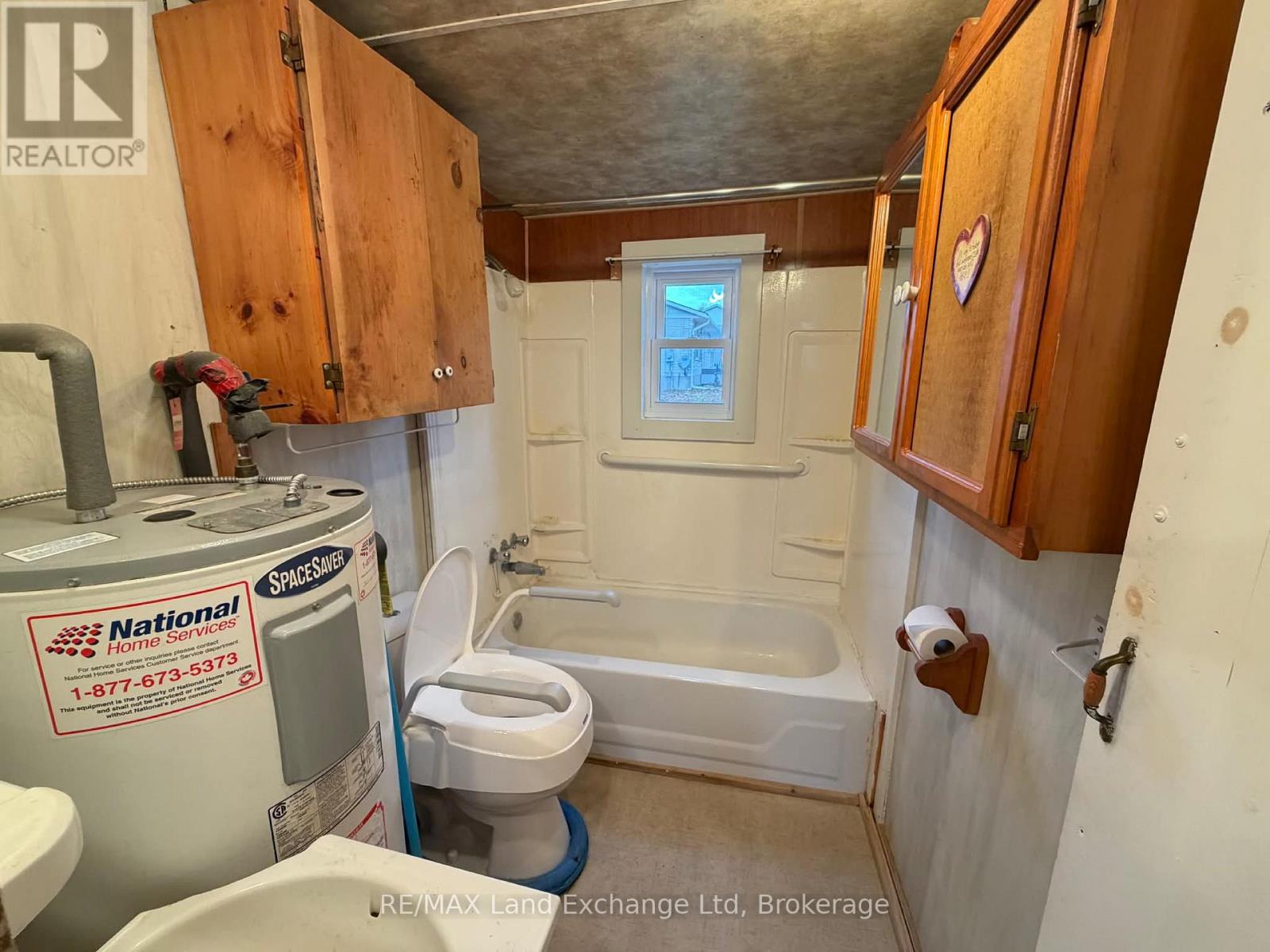 178 James Street, Central Huron, Ontario N0M 1L0 - Photo 10 - X12551020