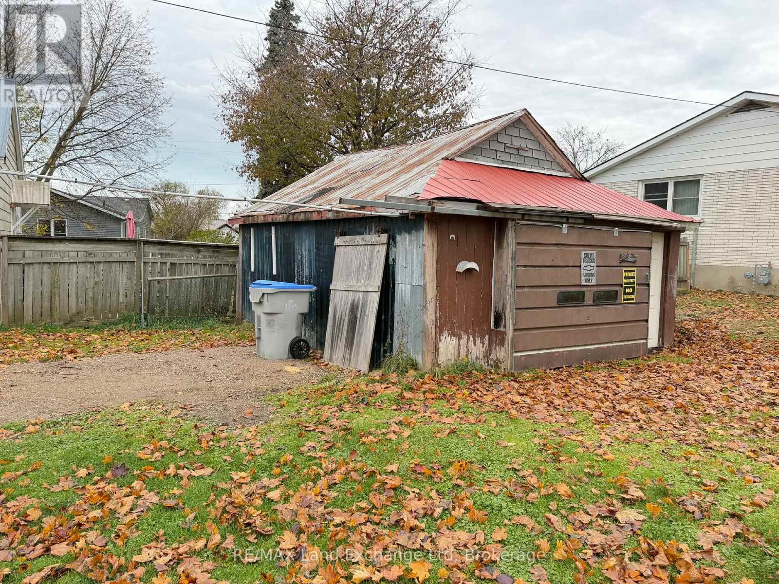 178 James Street, Central Huron, Ontario N0M 1L0 - Photo 13 - X12551020