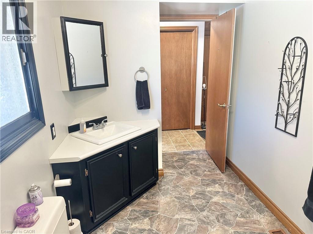 21 Carriage Road, Simcoe, Ontario  N3Y 4Y3 - Photo 6 - 40775891