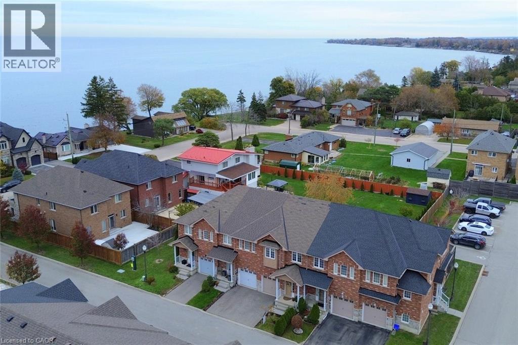 45 SEABREEZE Crescent Unit# 21, Stoney Creek, Ontario