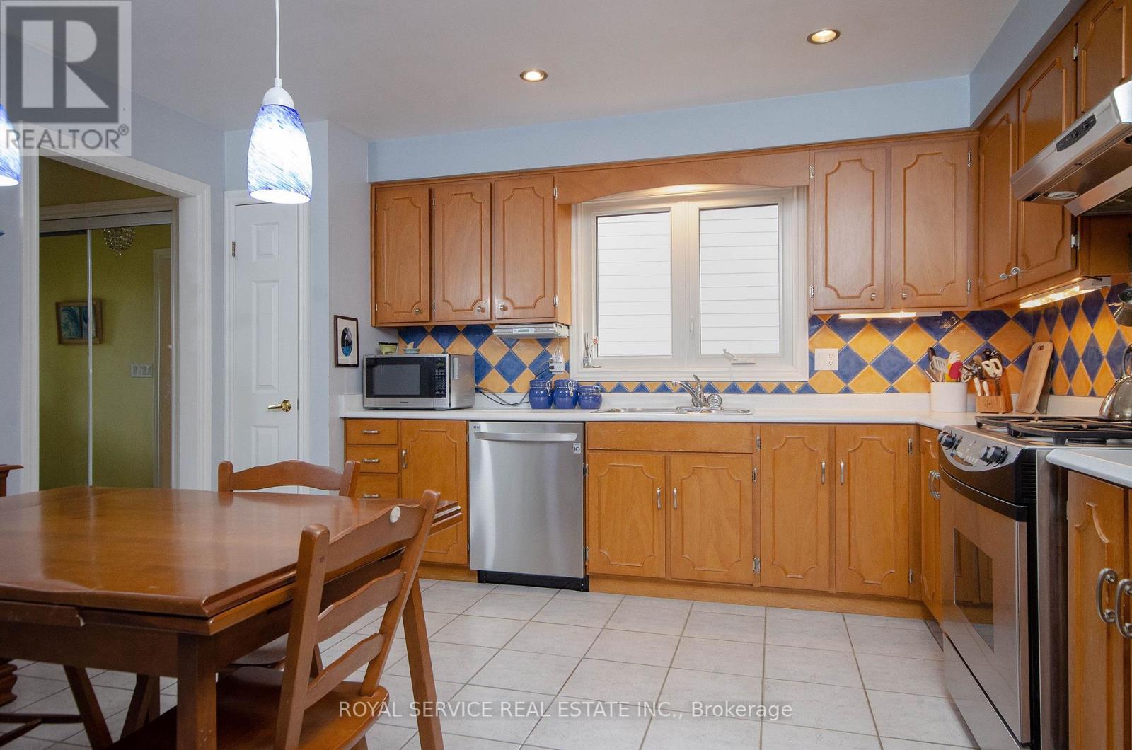 97 Centennial Drive, Port Hope, Ontario L1A 3X3 - Photo 12 - X12551002