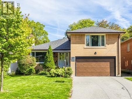 109 Botfield Avenue, Toronto, Ontario  M9B 4E6 - Photo 2 - W12445349