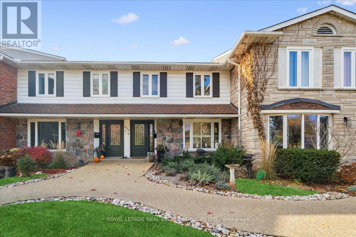 4 - 2070 BRANT STREET, Burlington, Ontario