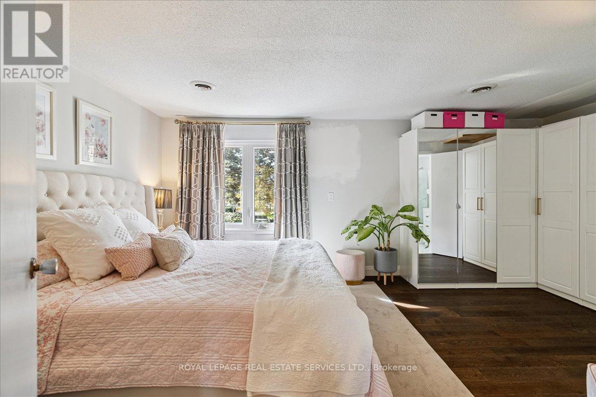 4 - 2070 Brant Street, Burlington, Ontario L7P 3A6 - Photo 11 - W12550702