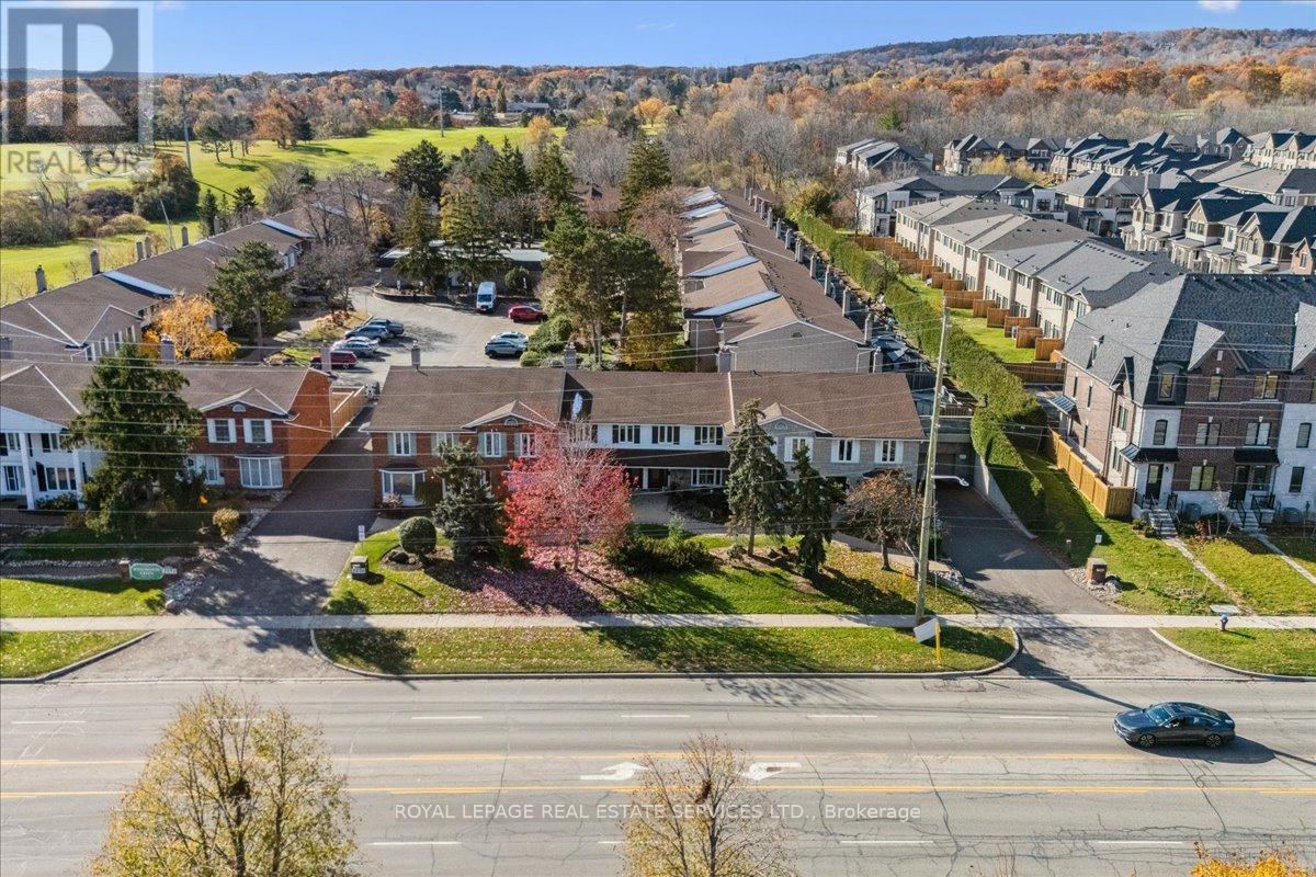 4 - 2070 Brant Street, Burlington, Ontario L7P 3A6 - Photo 26 - W12550702