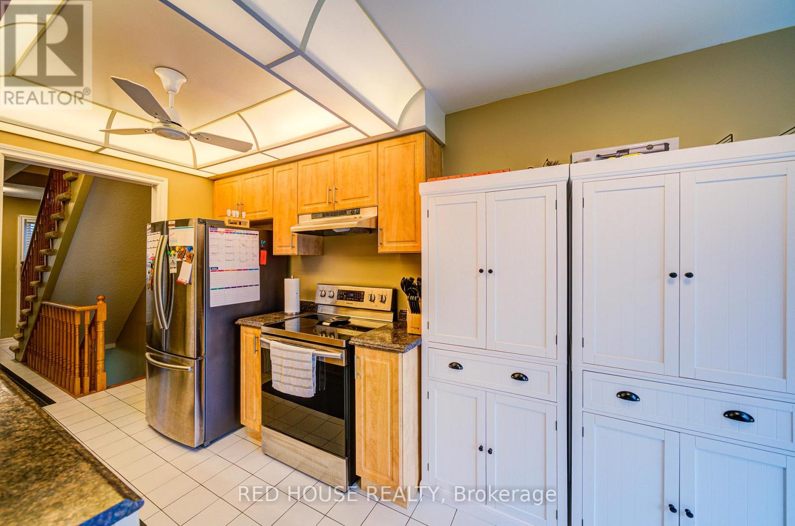 48 Heathcliffe Square, Brampton, Ontario  L6S 5R6 - Photo 14 - W12550708