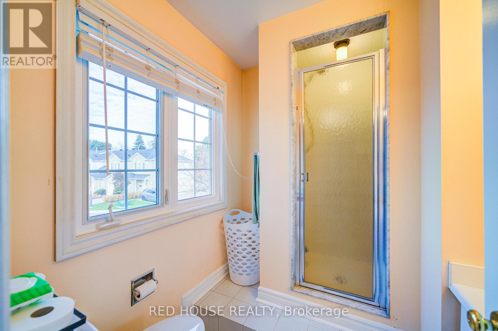 48 Heathcliffe Square, Brampton, Ontario  L6S 5R6 - Photo 31 - W12550708