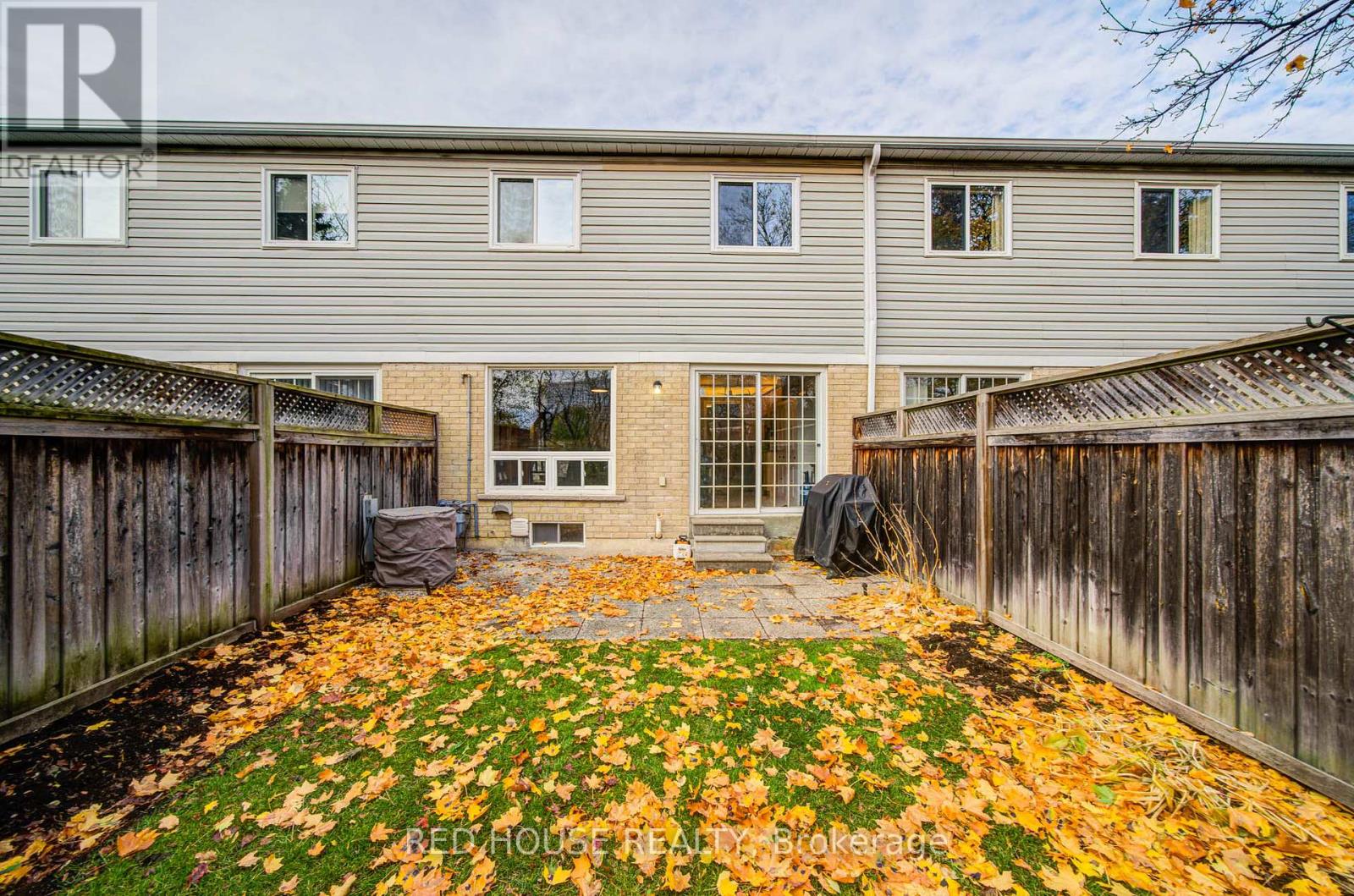 48 Heathcliffe Square, Brampton, Ontario  L6S 5R6 - Photo 45 - W12550708