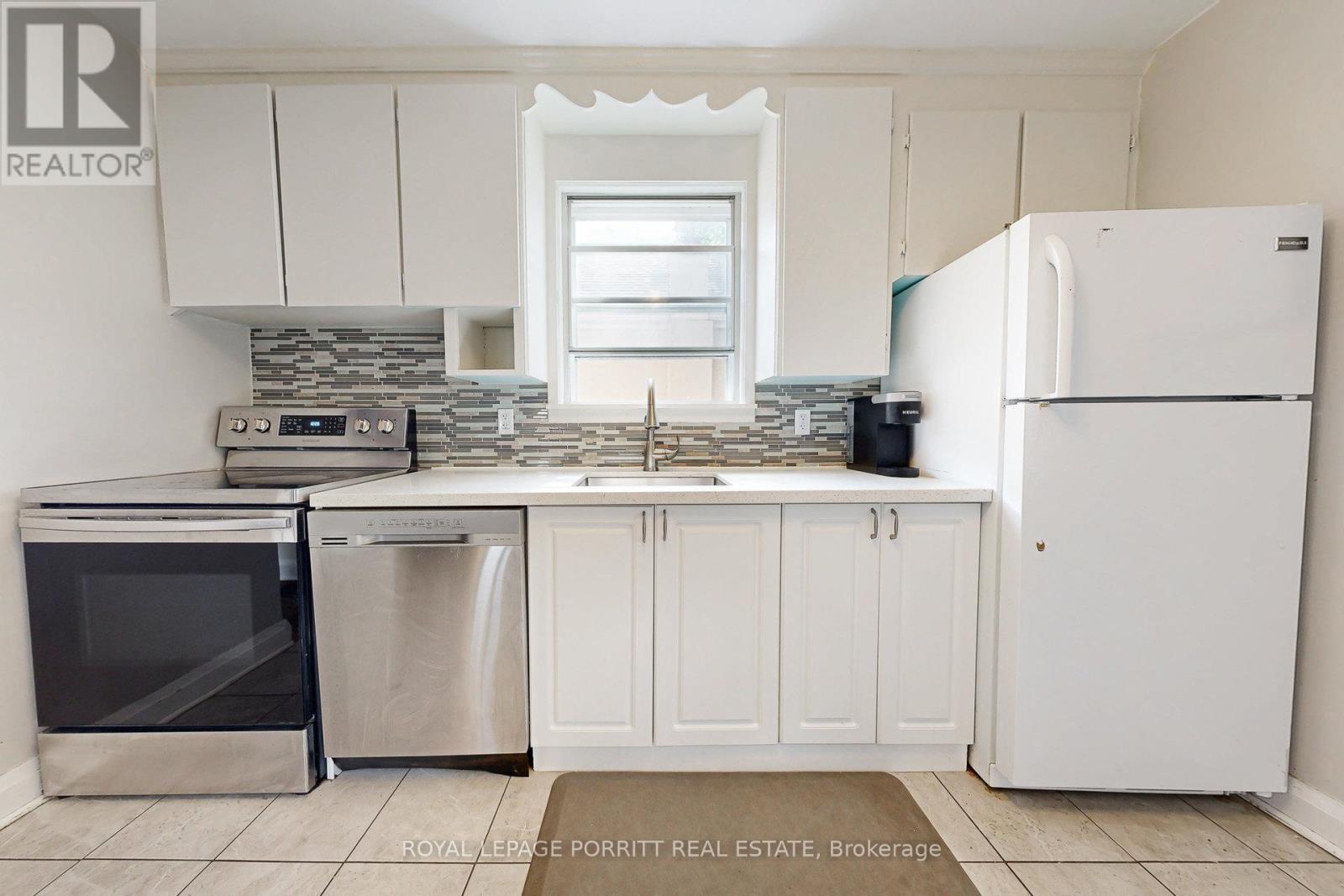 217 Alderbrae Avenue, Toronto, Ontario  M8W 4K4 - Photo 2 - W12550714