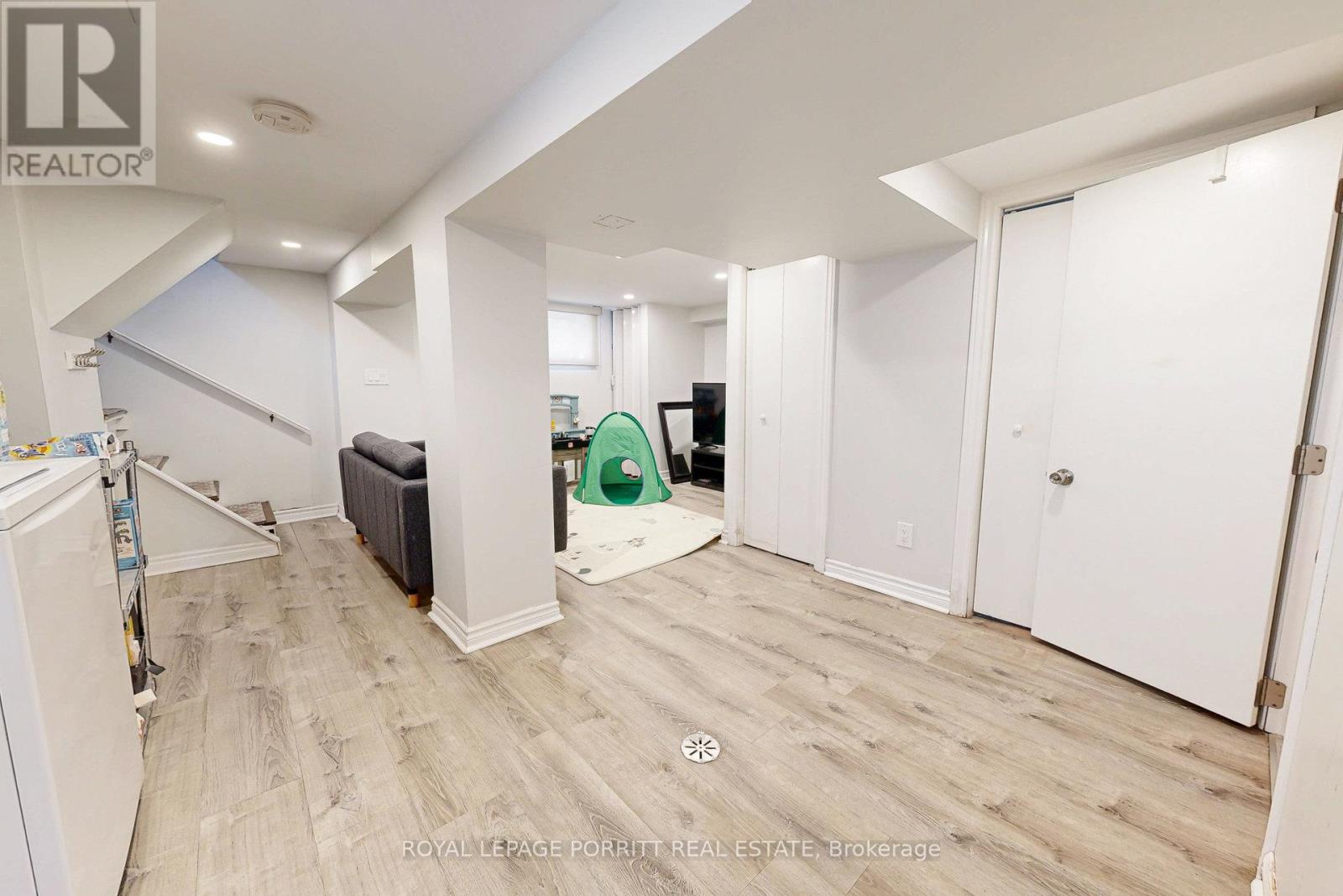 217 Alderbrae Avenue, Toronto, Ontario  M8W 4K4 - Photo 23 - W12550714