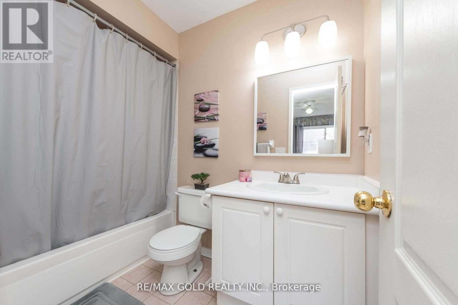 #24 - 5055 Heatherleighe Avenue E, Mississauga, Ontario  L5V 2R5 - Photo 10 - W12550730