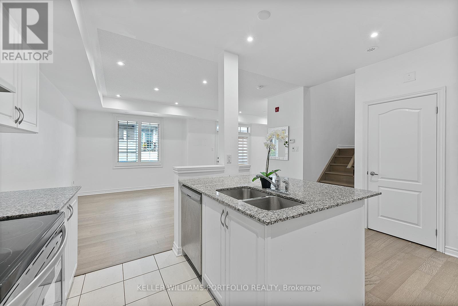 48 - 65 Armdale Road, Mississauga, Ontario  L4Z 0C7 - Photo 14 - W12550806