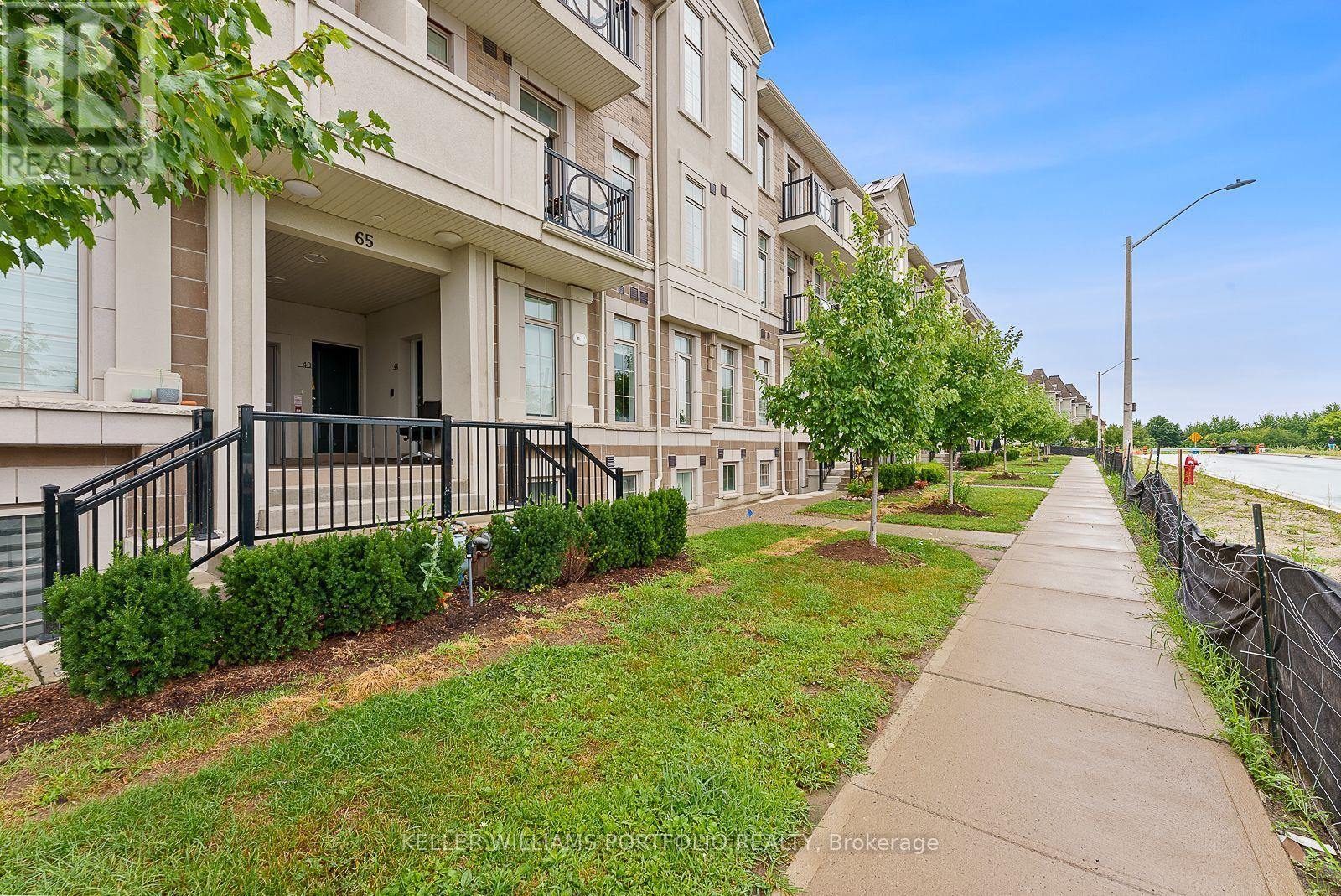 48 - 65 Armdale Road, Mississauga, Ontario  L4Z 0C7 - Photo 4 - W12550806