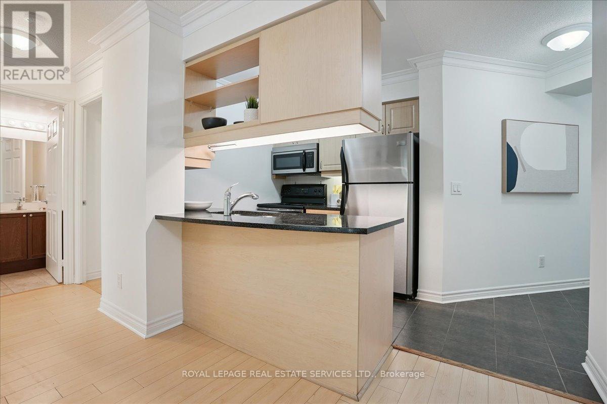 209 - 2379 Central Park Drive, Oakville, Ontario  L6H 0E3 - Photo 15 - W12550842