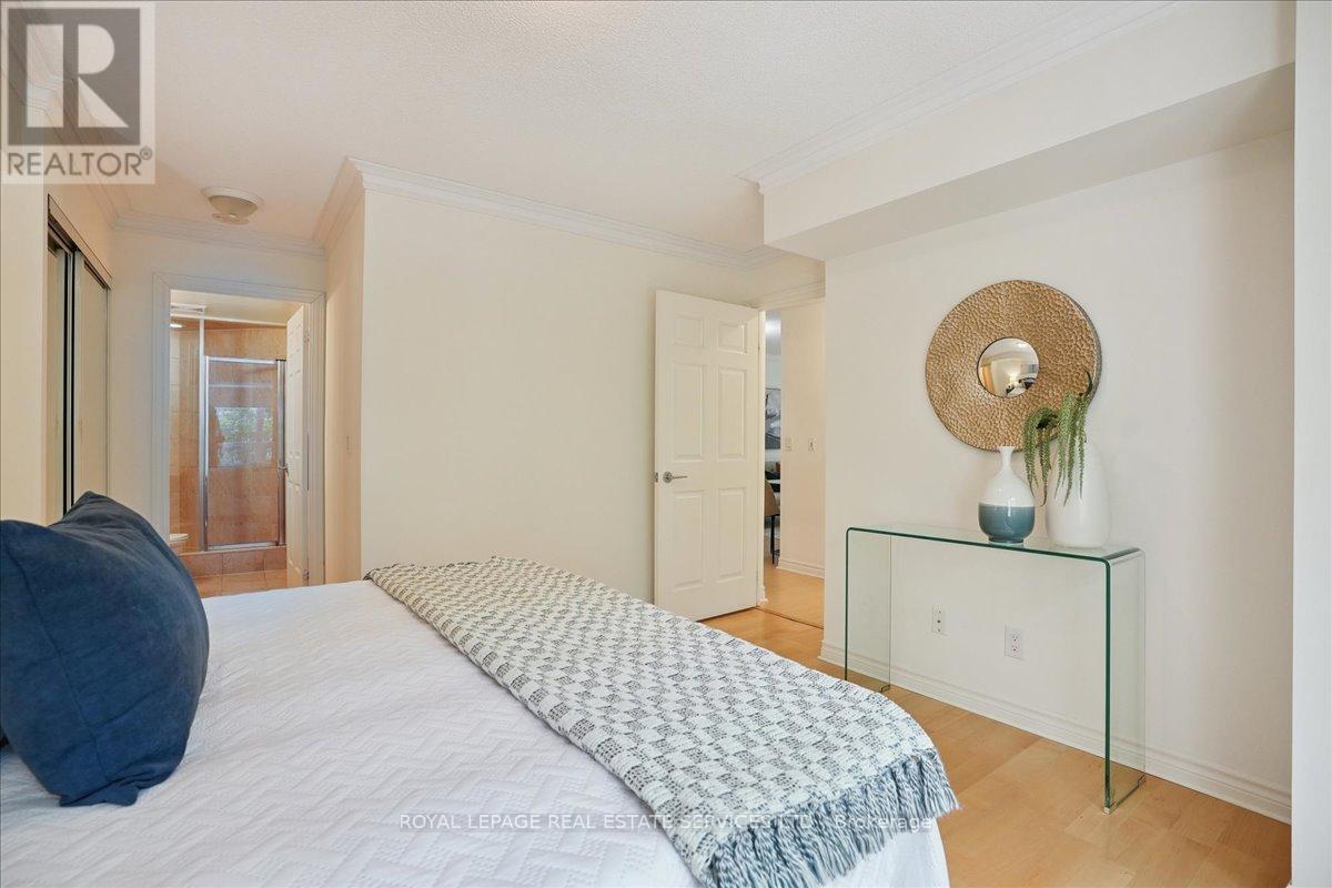 209 - 2379 Central Park Drive, Oakville, Ontario  L6H 0E3 - Photo 21 - W12550842