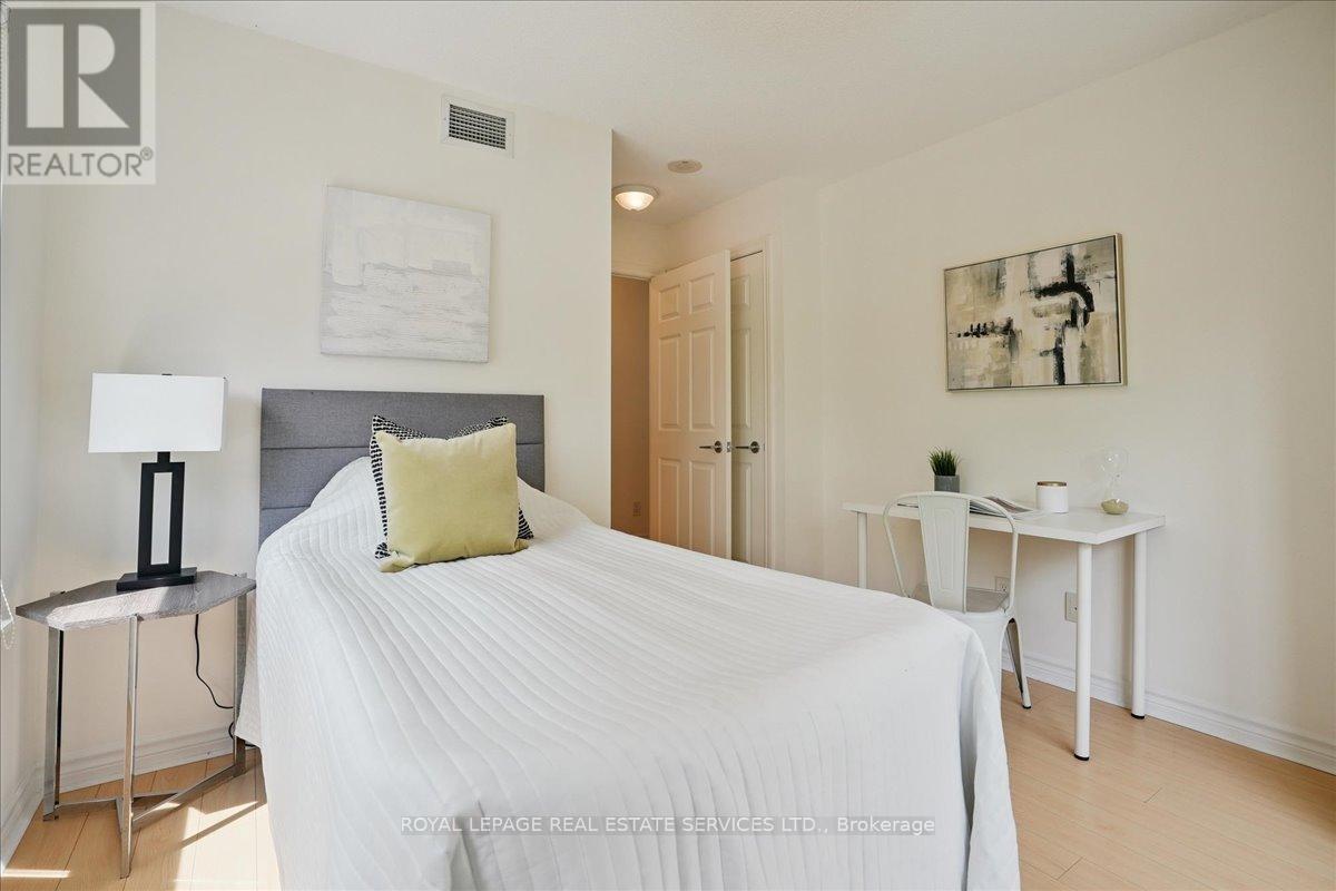 209 - 2379 Central Park Drive, Oakville, Ontario  L6H 0E3 - Photo 23 - W12550842