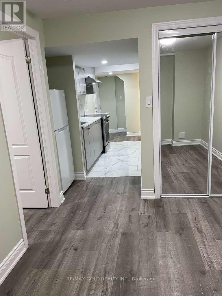 79 Lesabre Crescent, Brampton, Ontario  L6P 3Z9 - Photo 18 - W12550900