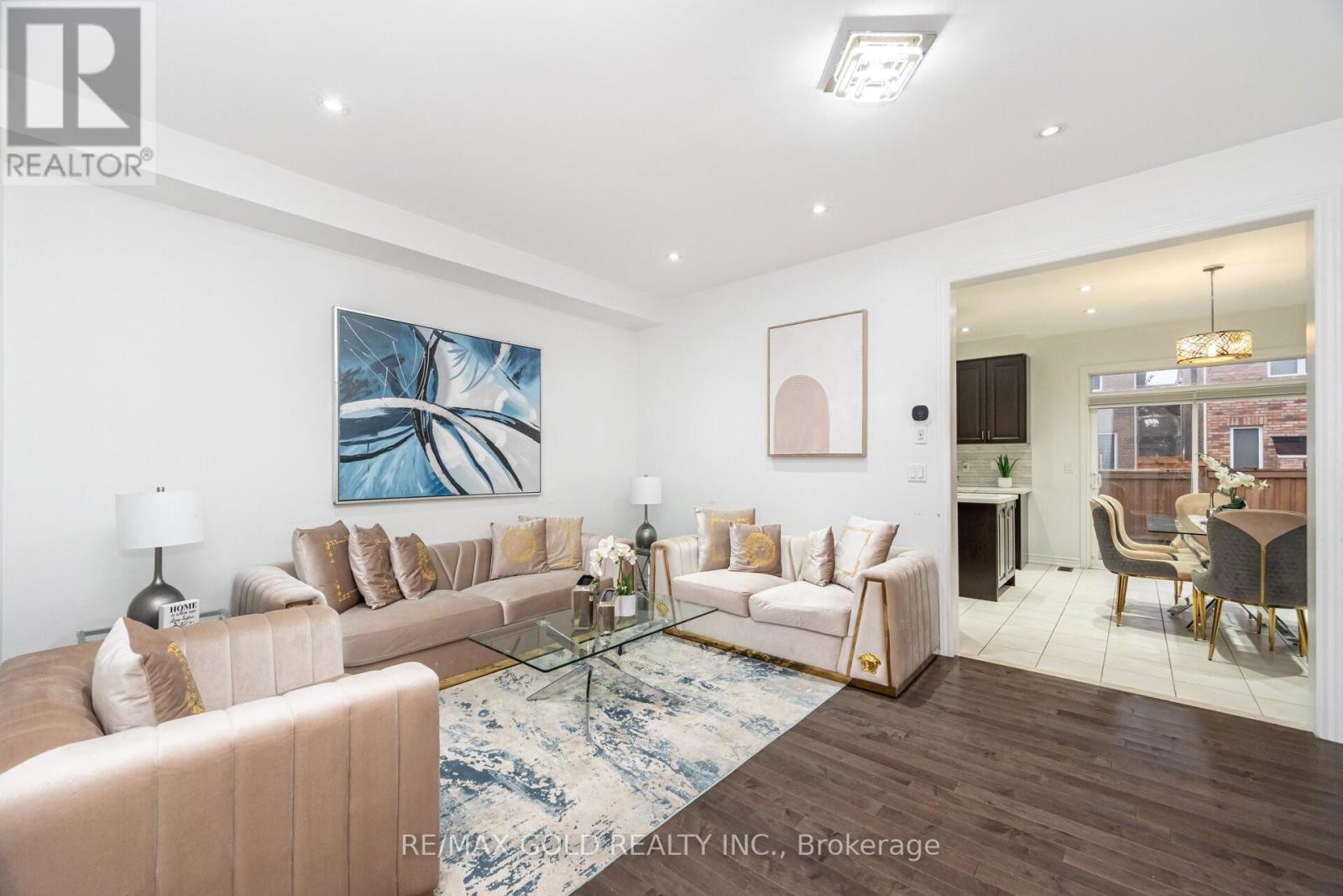 79 Lesabre Crescent, Brampton, Ontario  L6P 3Z9 - Photo 2 - W12550900